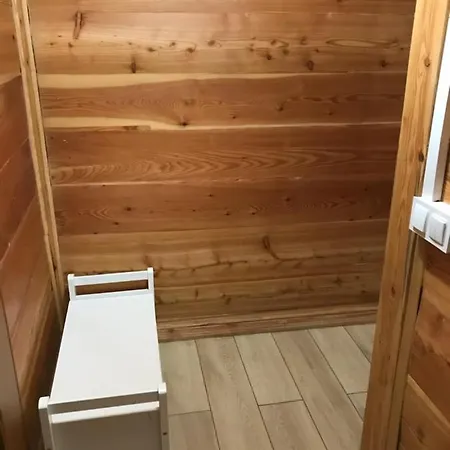 Kwatera prywatna Zabytkowy Drewniany Dom Z 1887 Roku *