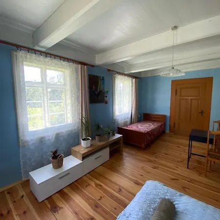 Zabytkowy Drewniany Dom Z 1887 Roku Privat bolig *