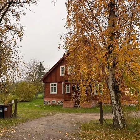 Zabytkowy Drewniany Dom Z 1887 Roku *